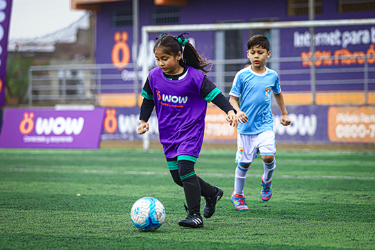 /images/responsabilidad-social/canchas/cancha3.png