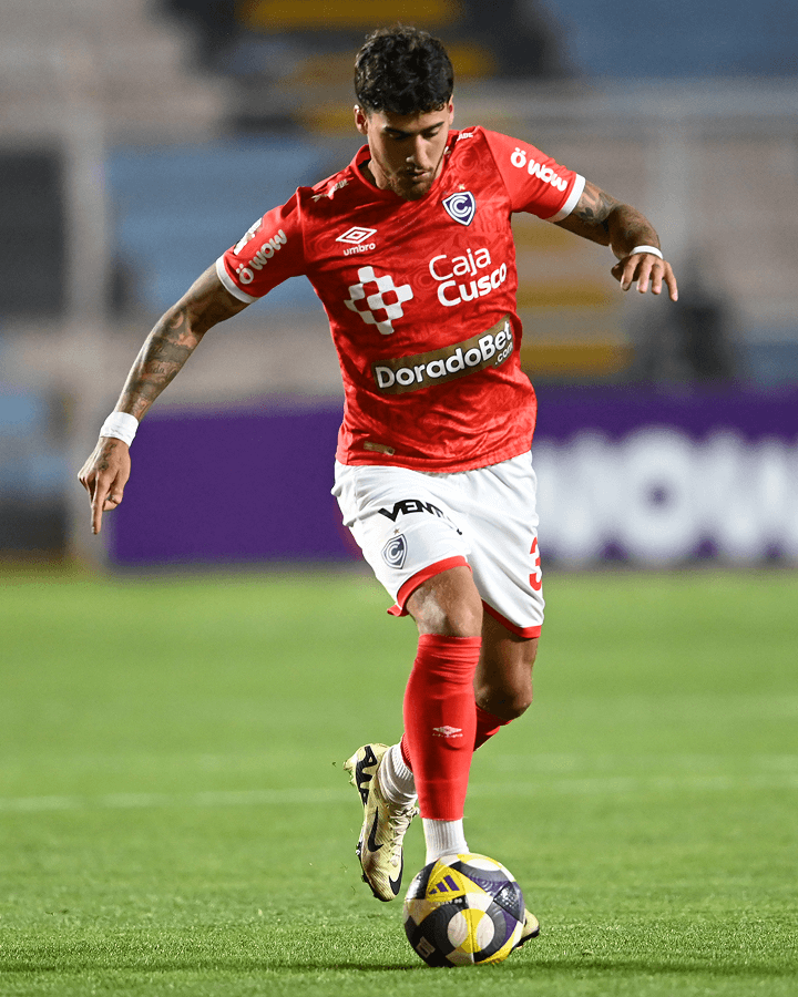/images/responsabilidad-social/futbol-masculino/fm-cienciano1.png